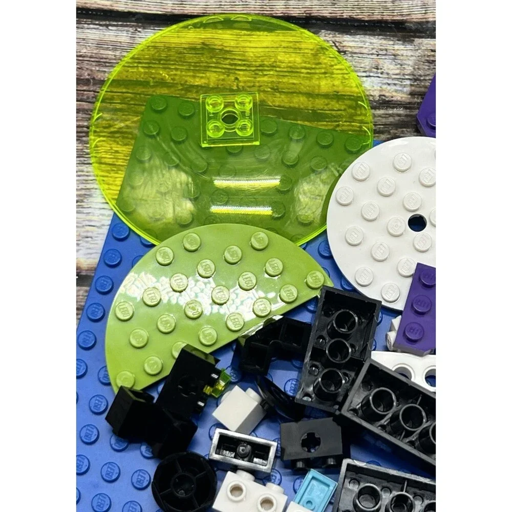LEGO Friends 41128 Amusement Park Space Ride Verified Complete Except 1 Sticker